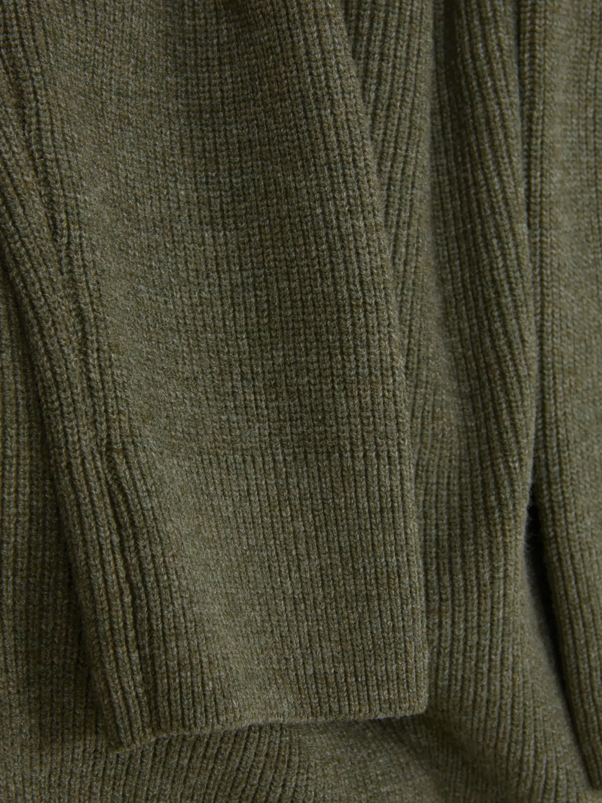 Ribbed Crew Neck Sweater